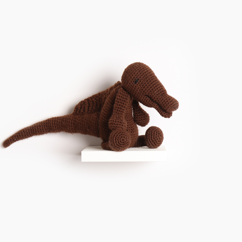 spinosaurus dinosaur crochet amigurumi project pattern kerry lord Edward's menagerie